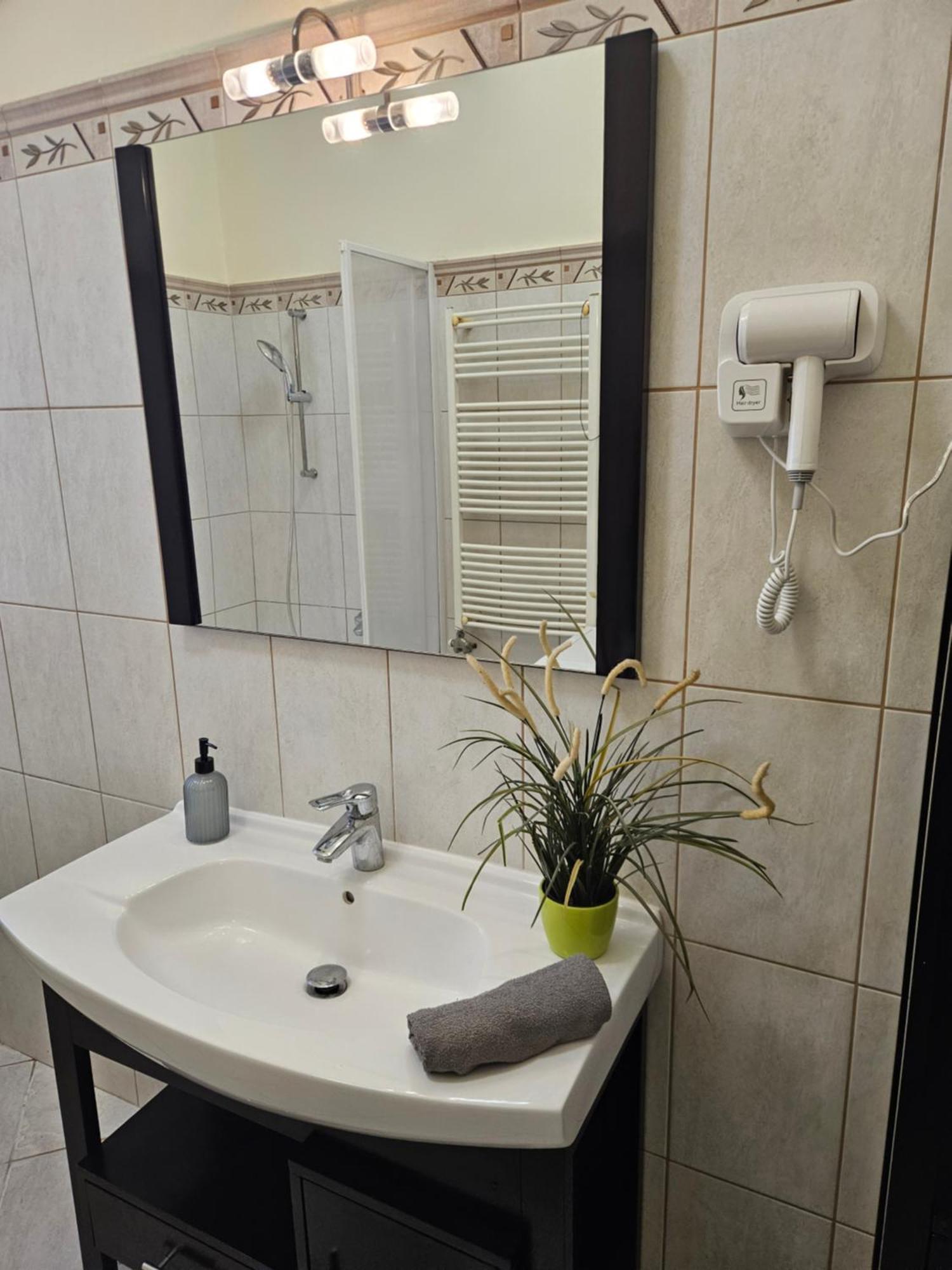 Apartamento Cozy And Near Kalvin Square *